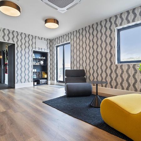 Hotel Acta Madfor Madrid Luaran gambar