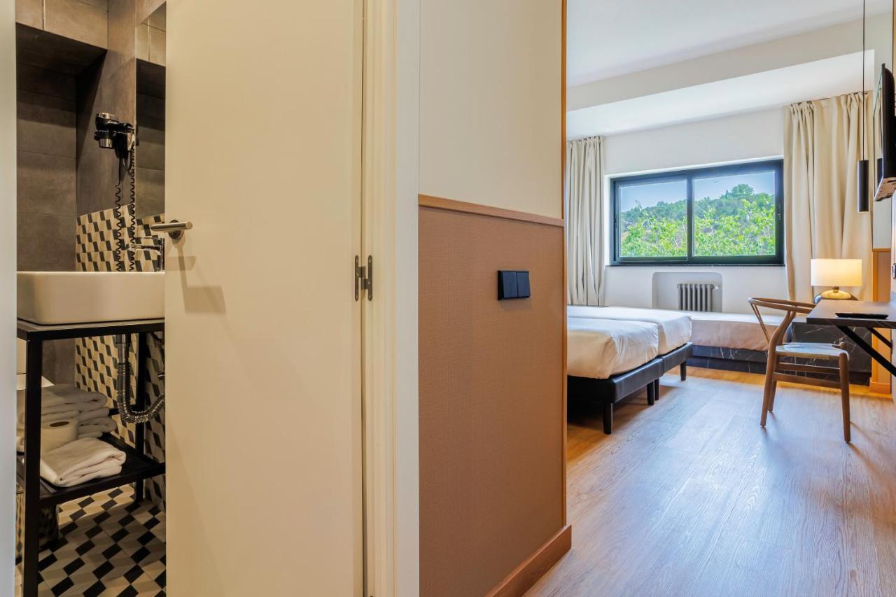 Hotel Acta Madfor Madrid Luaran gambar