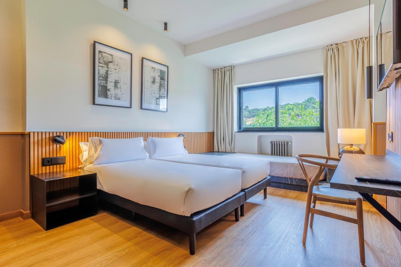 Hotel Acta Madfor Madrid Luaran gambar