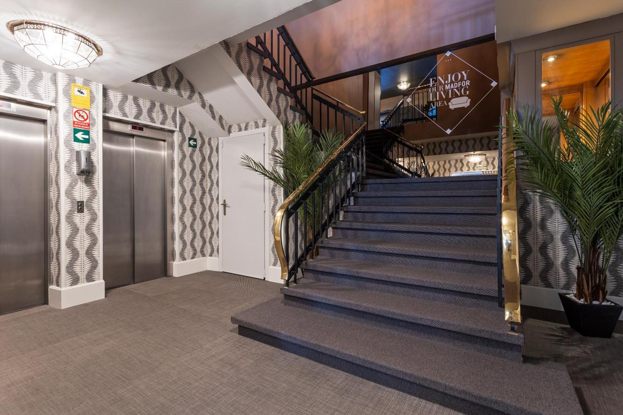 Hotel Acta Madfor Madrid Luaran gambar
