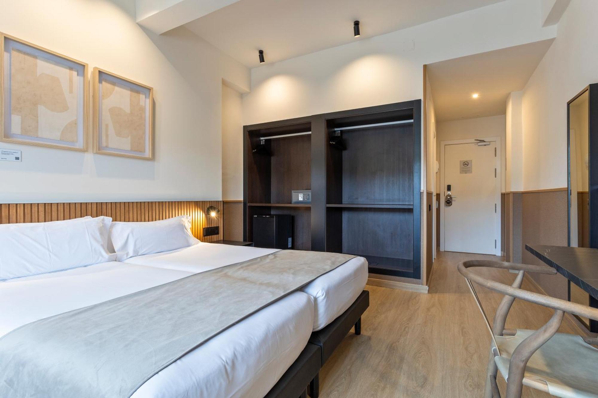 Hotel Acta Madfor Madrid Luaran gambar
