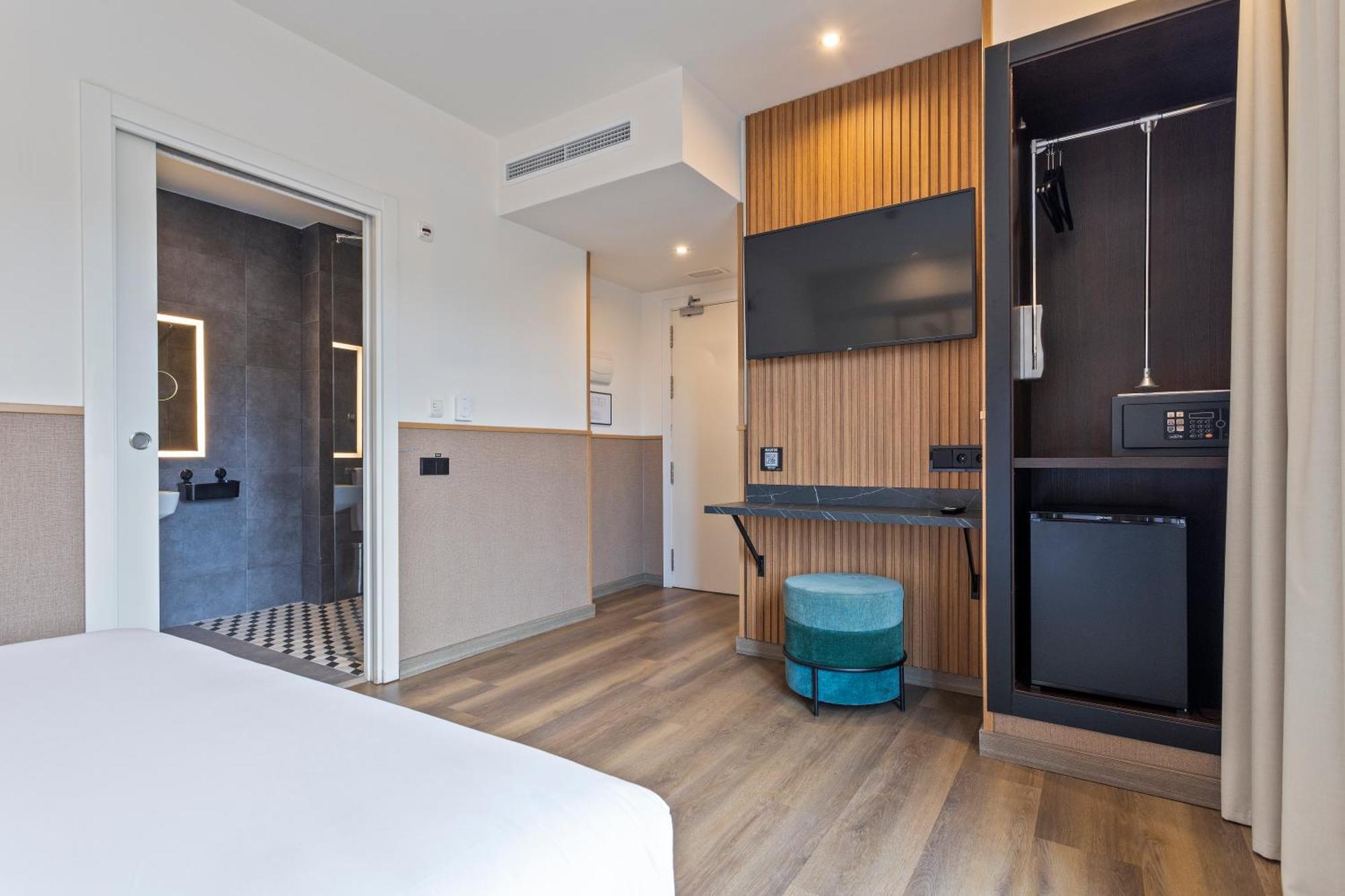 Hotel Acta Madfor Madrid Luaran gambar