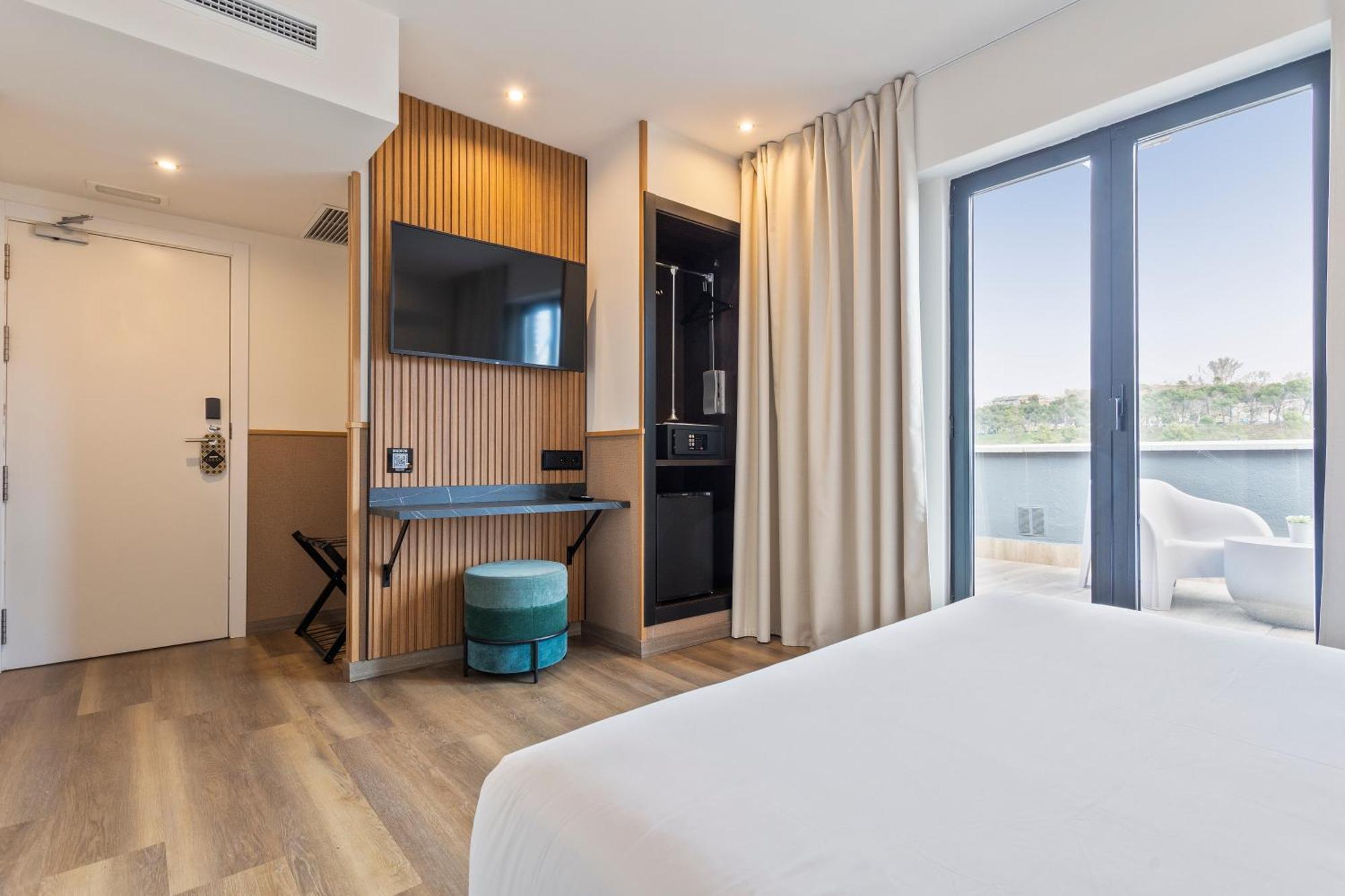 Hotel Acta Madfor Madrid Luaran gambar