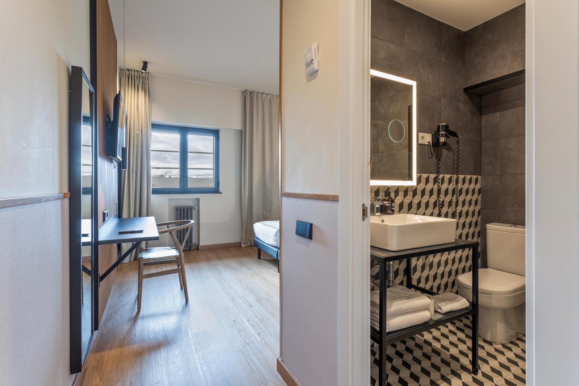 Hotel Acta Madfor Madrid Luaran gambar