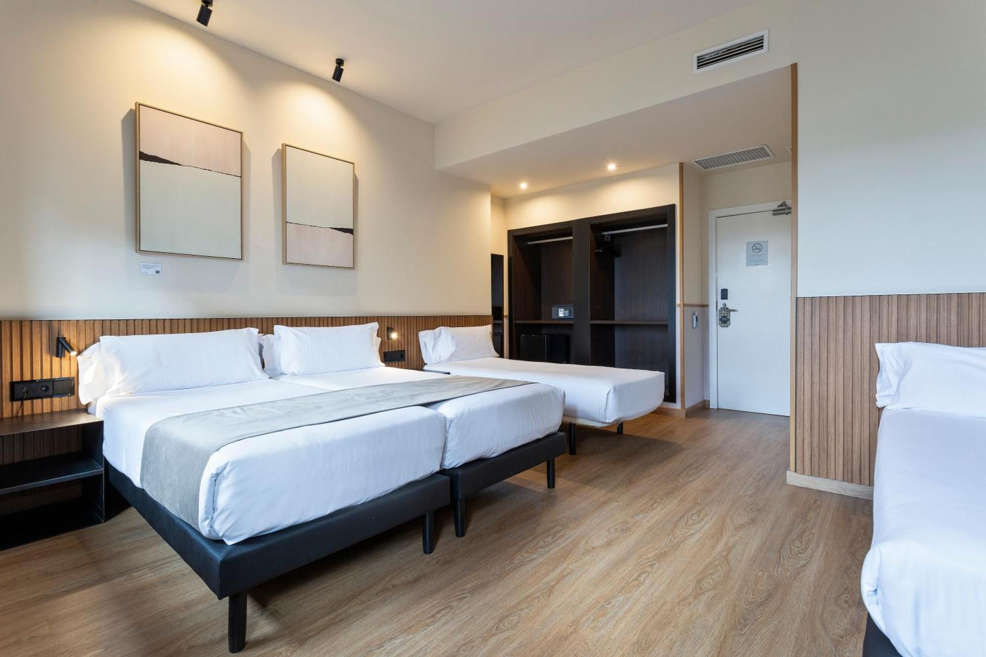 Hotel Acta Madfor Madrid Luaran gambar